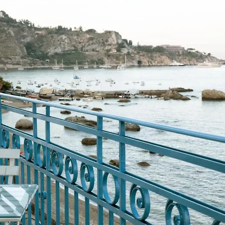 アパート A Due Passi... *